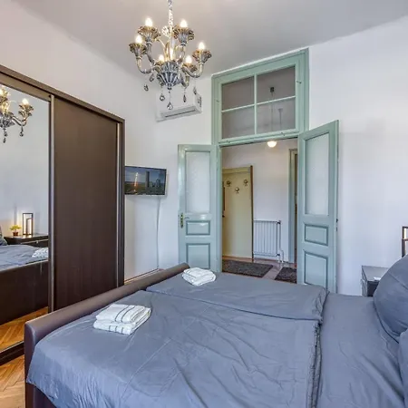 Riva Luxury Seafront 4* Rabac