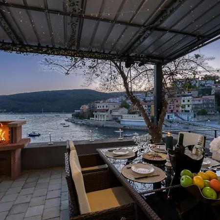 Riva Luxury Seafront 4* Rabac
